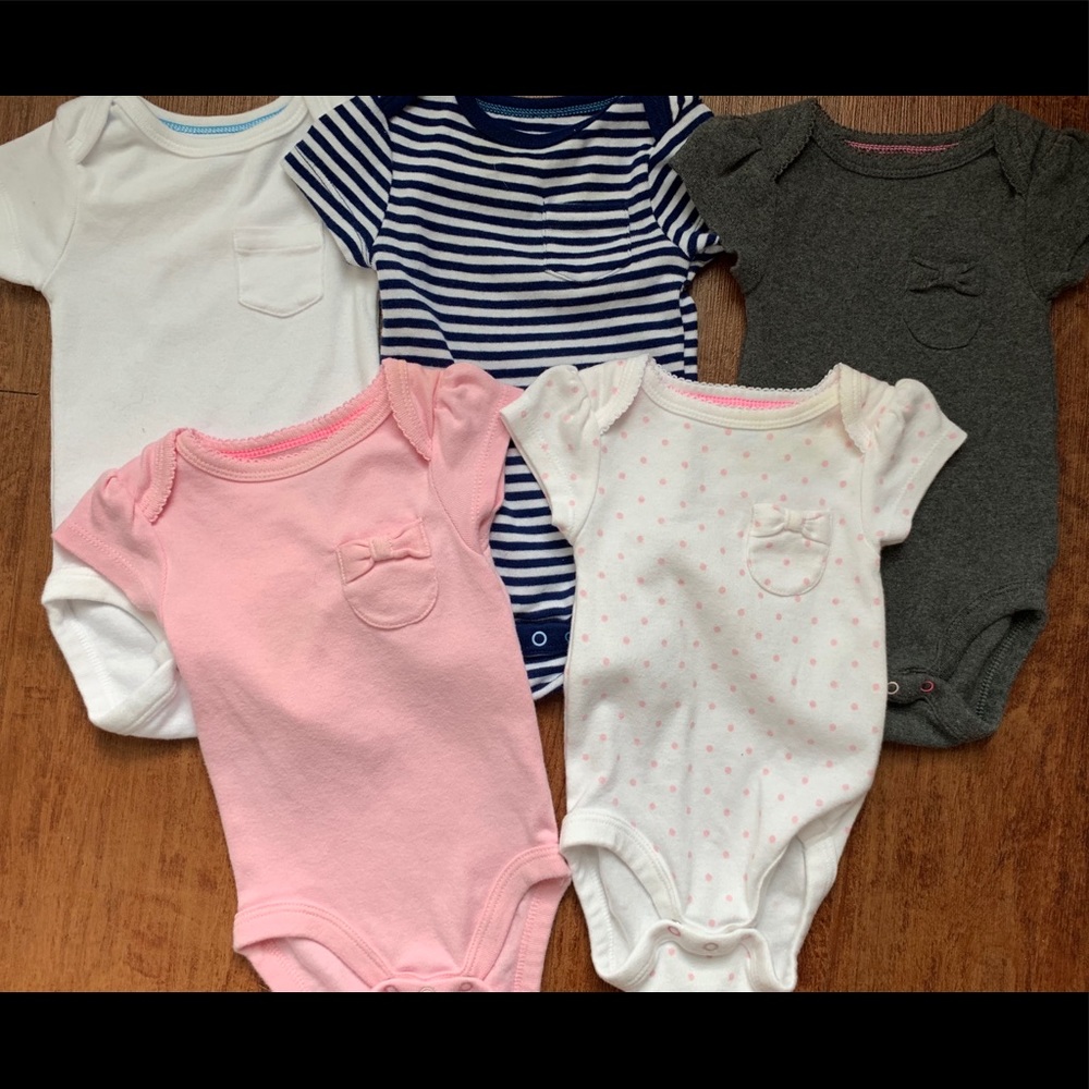 5 Cloud Island Onesies size 0-3 months.